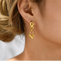 V Oorbel Stainless Steel