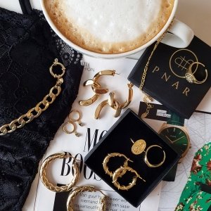 Wat is gold plated.. Wat is gold plated..